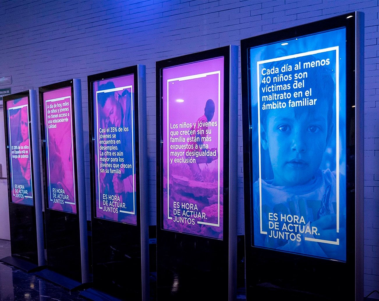 totem publicitario digital precio